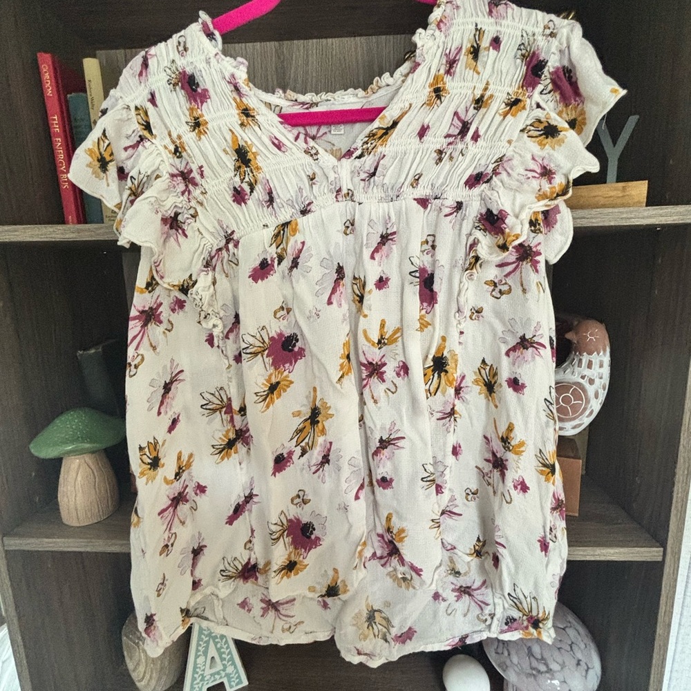 Lucky Brand Cream Floral Ruffle Blouse